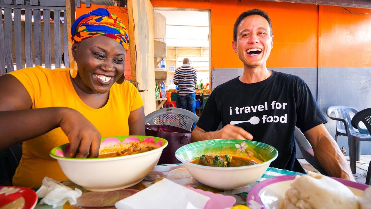 Street Food in Ghana – GIANT CHOP-BAR LUNCH and West African Food Tour in Accra!