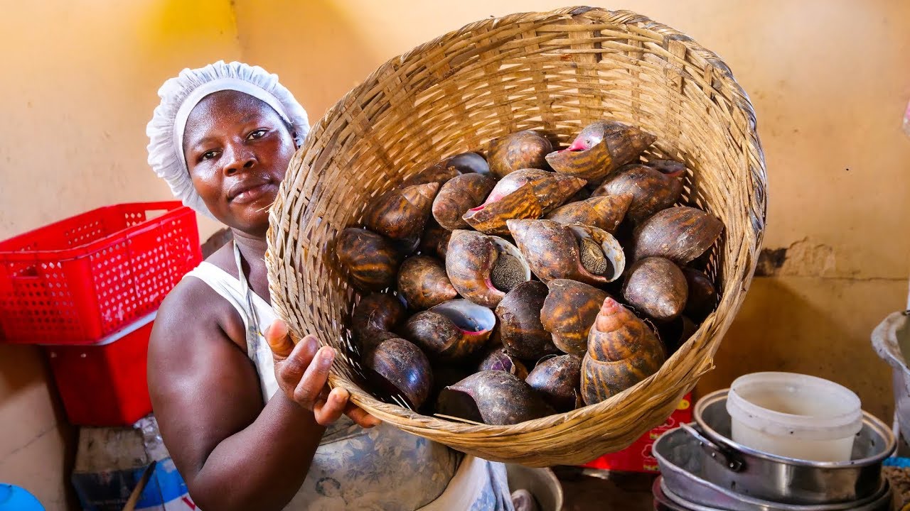 The Ultimate GHANA STREET FOOD TOUR – Jamestown WEST AFRICAN FOOD in Accra, Ghana!