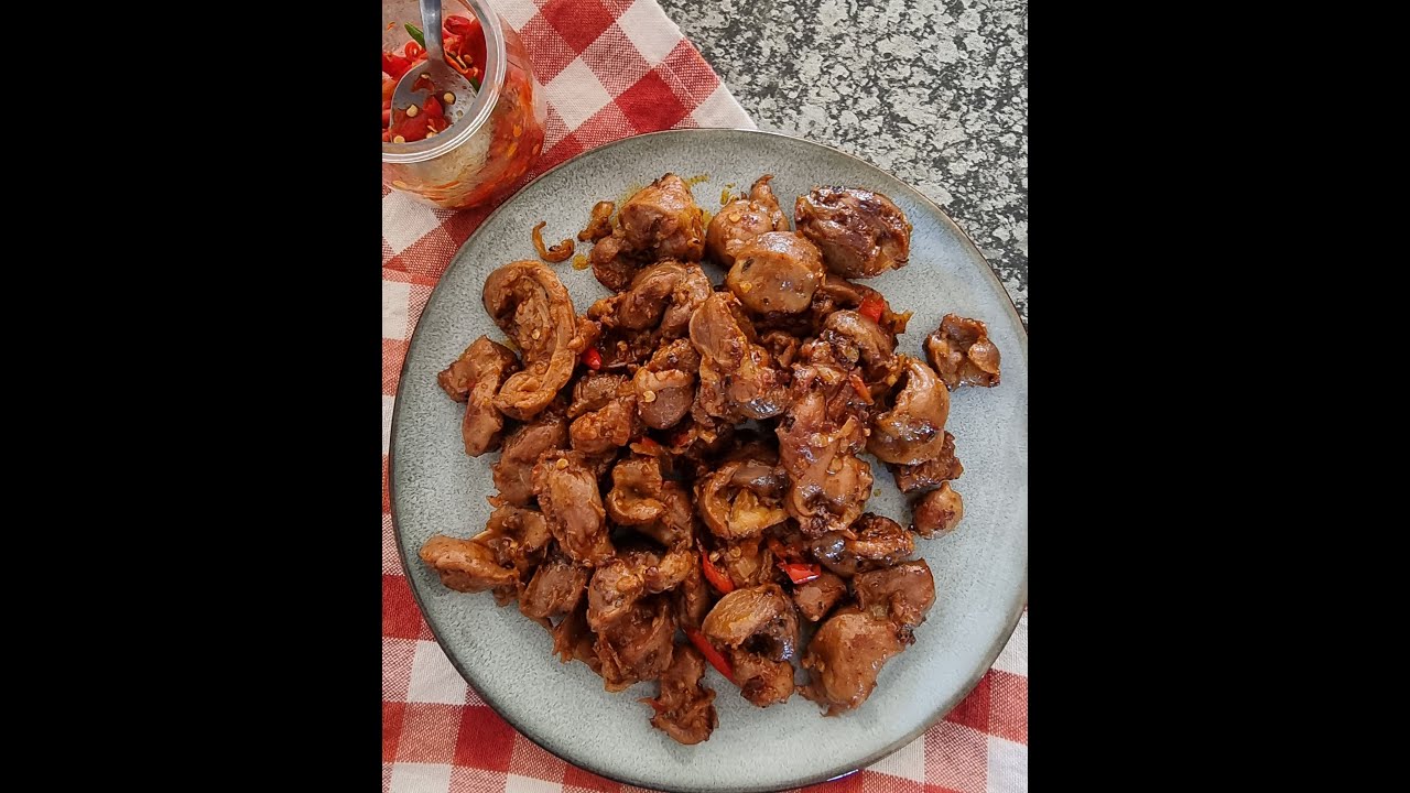 How to cook chicken gizzards | South African food | Spicy chicken gizzards