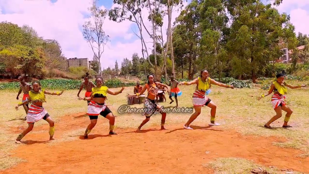 Karapapla Traditional Dance Culture ( Africa )