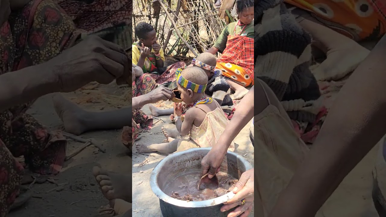 The good lunch for hadza women#hadzabetribe #africantribe #eating #shortsvideo