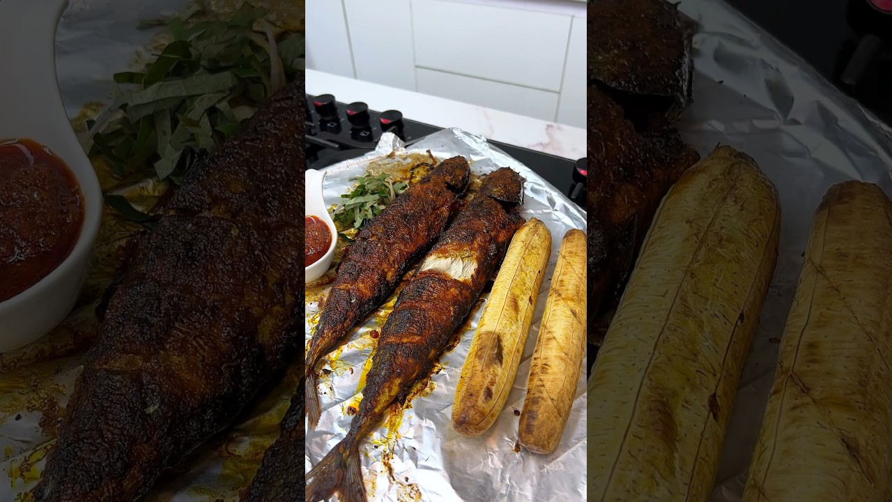 AUTHENTIC AFRICAN BOLE AND GRILLED FISH #pullupyoshorts #nigerianfood #shorts #shortsafrica