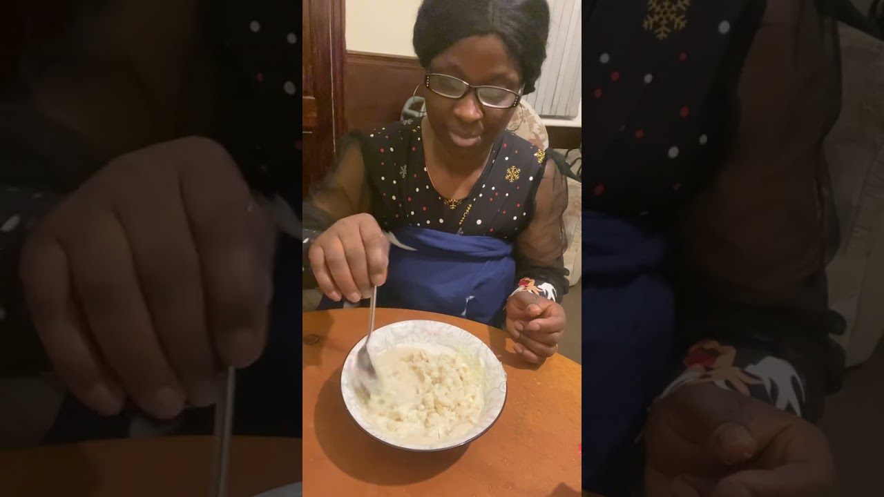 How to eat garri (AFRICAN food)