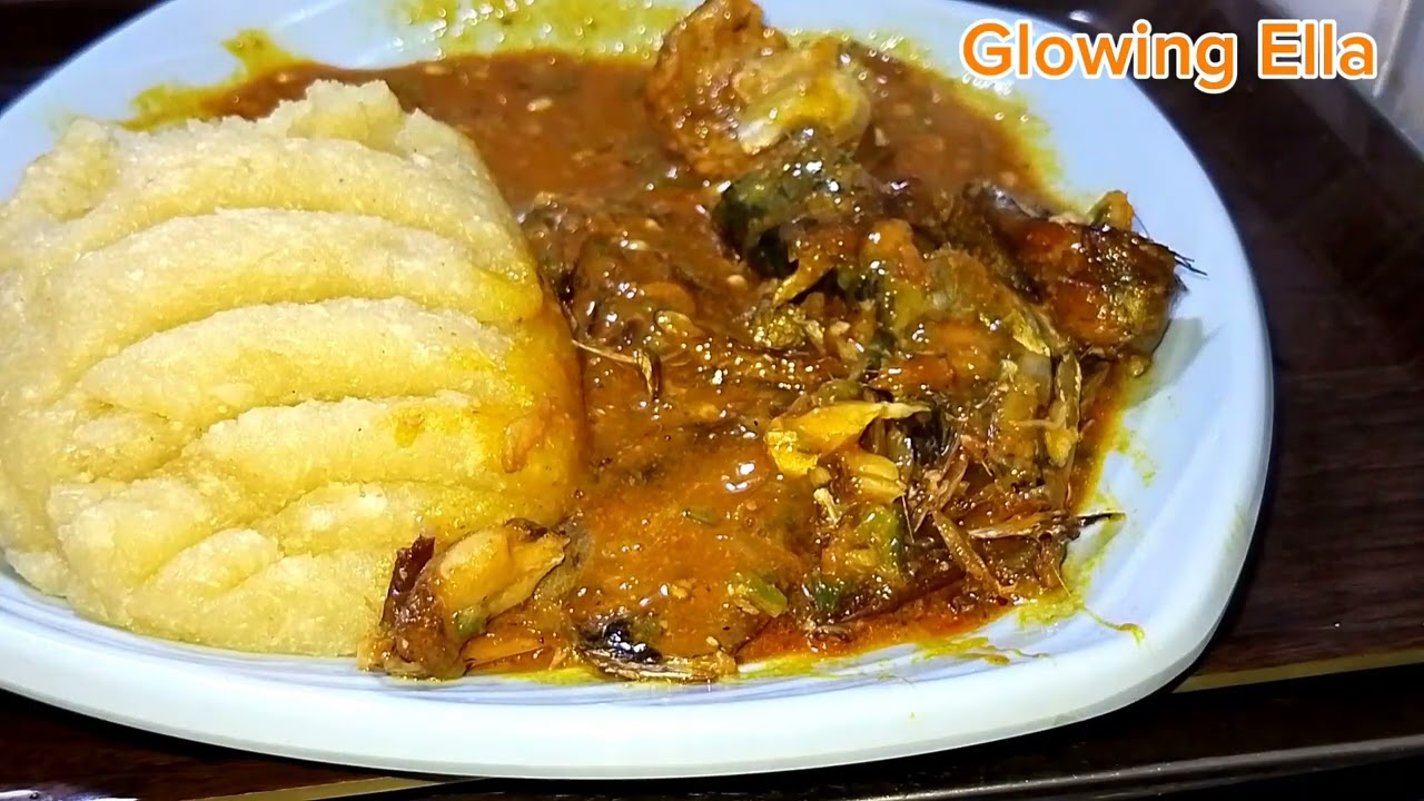 Eating Nigeria ogbono soup with garri | Nigeria food, mukbang video, African food mukbang video